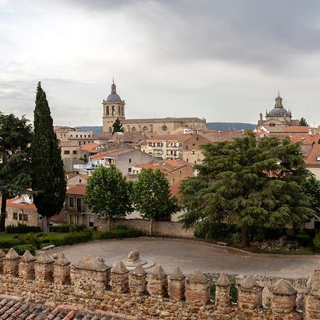 Parador De Ciudad Rodrigo Luaran gambar
