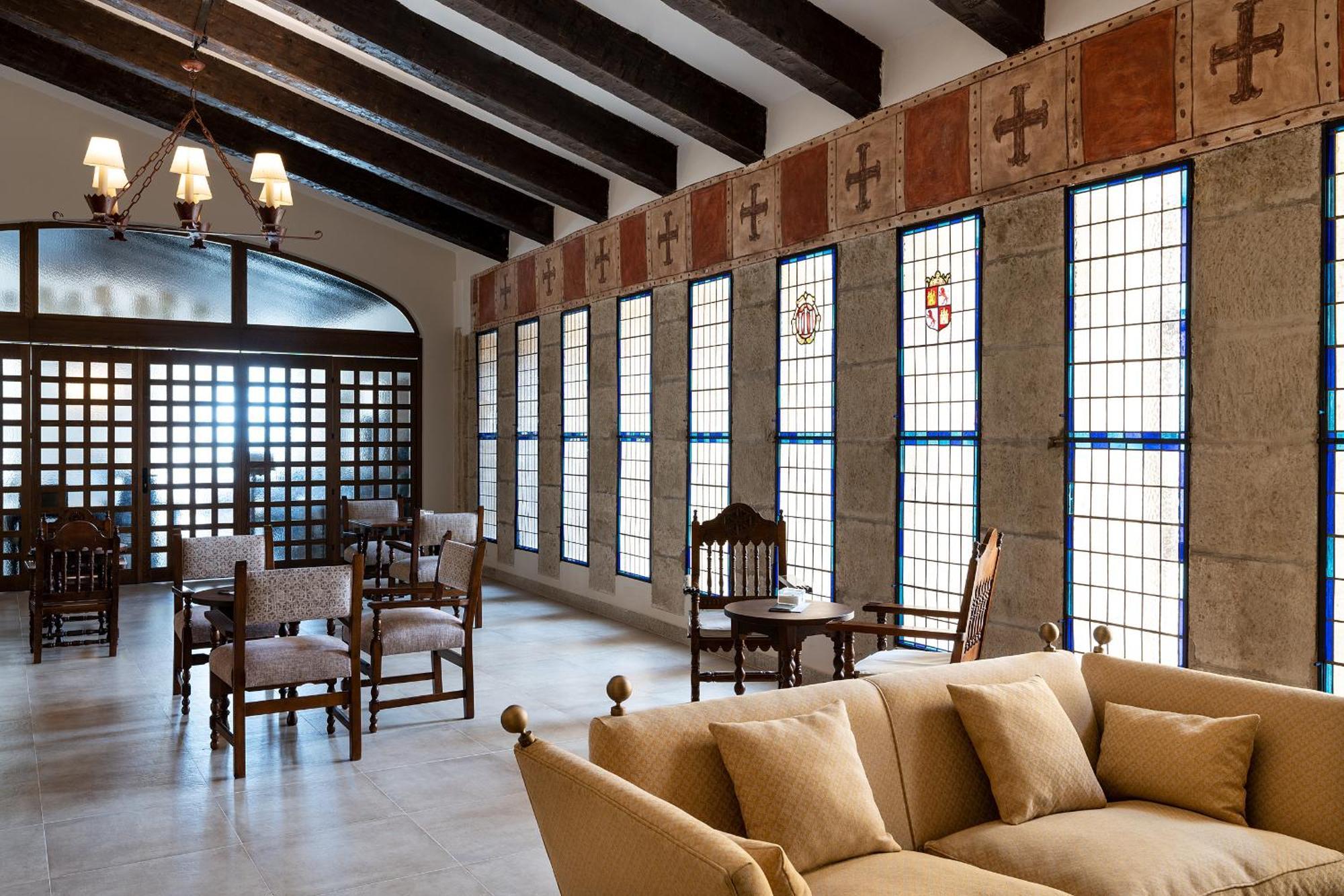Parador De Ciudad Rodrigo Luaran gambar