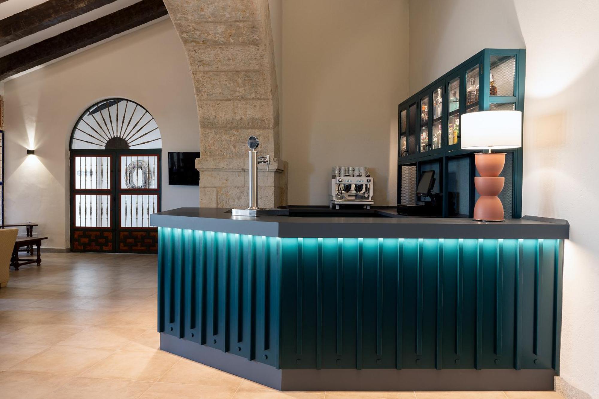 Parador De Ciudad Rodrigo Luaran gambar